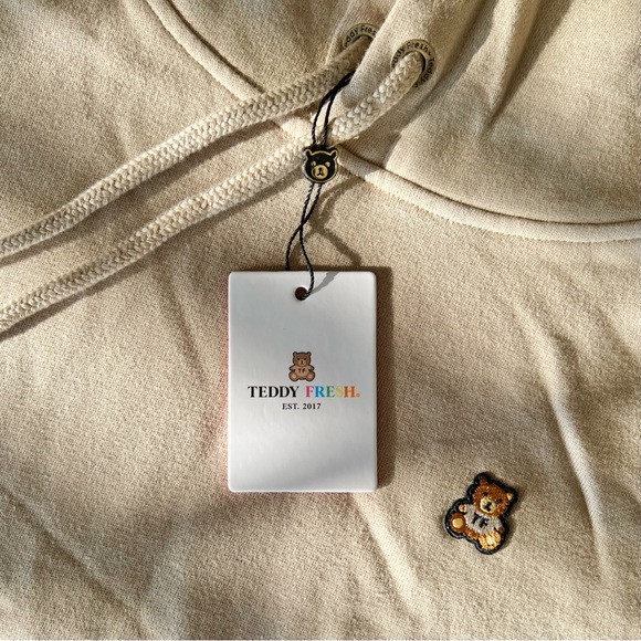 NWT Teddy Fresh Women’s Classic Hoodie in Khaki - Picture 4 of 5